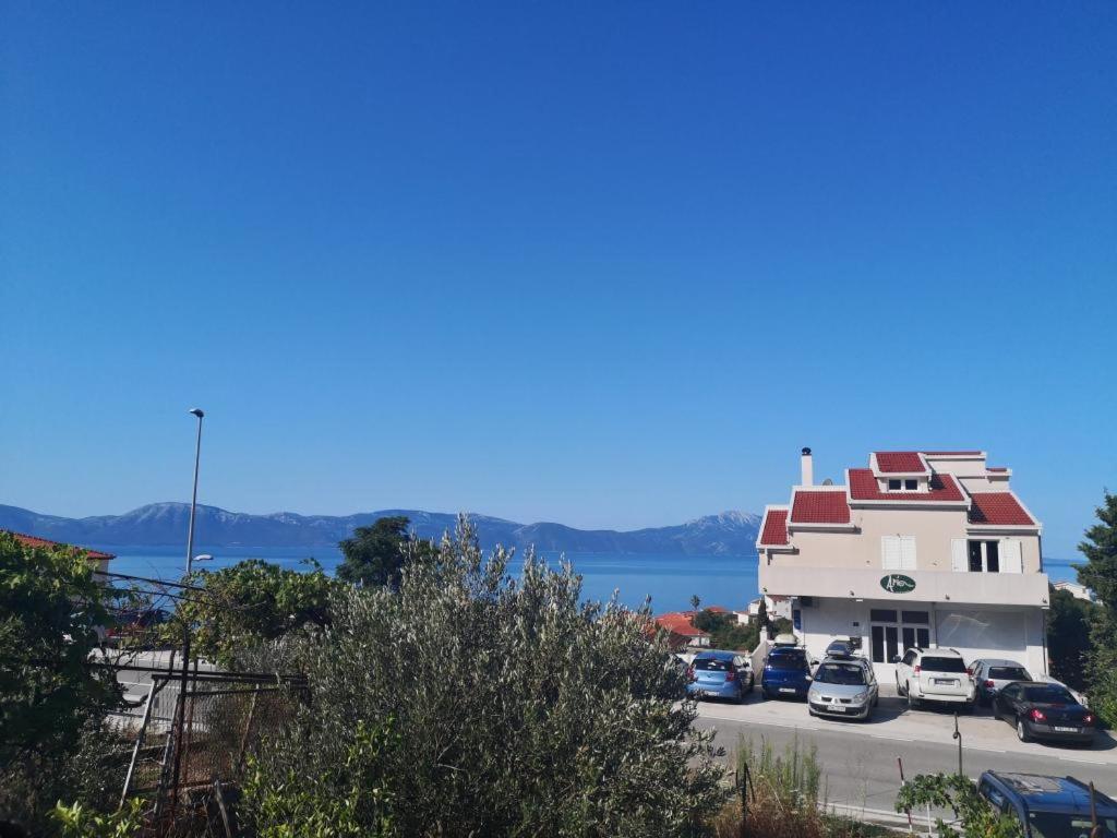 Apartmani Zderic Gradac  Exterior photo
