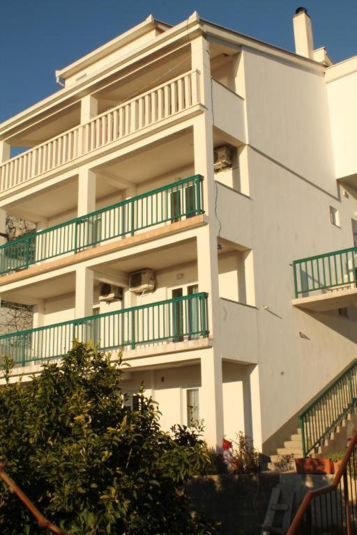 Apartmani Zderic Gradac  Exterior photo